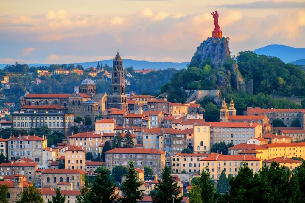 Le Lagon Bleu - Appt Wifi Parking Balcon Le Puy-en-Velay Zewnętrze zdjęcie